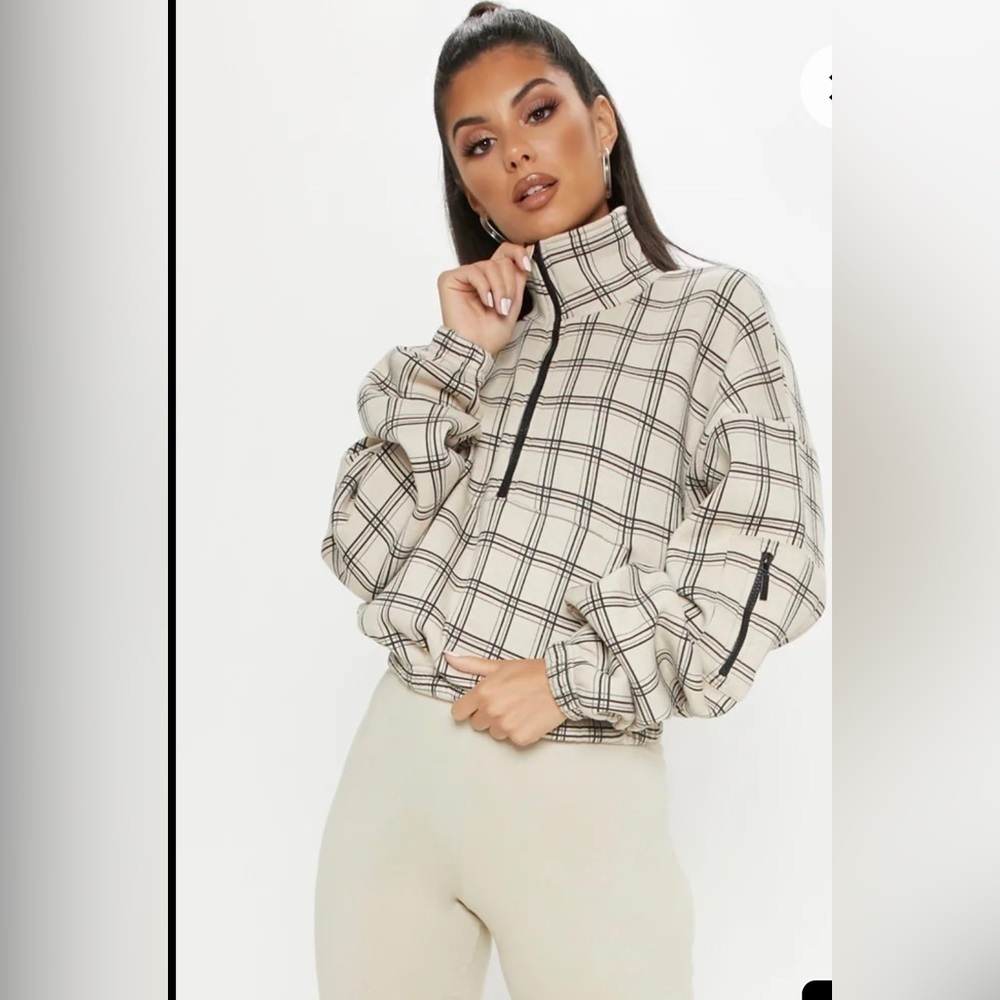 𝅺PRETTY Little Thing tan plaid half zip with pockets oversized size large VGUC